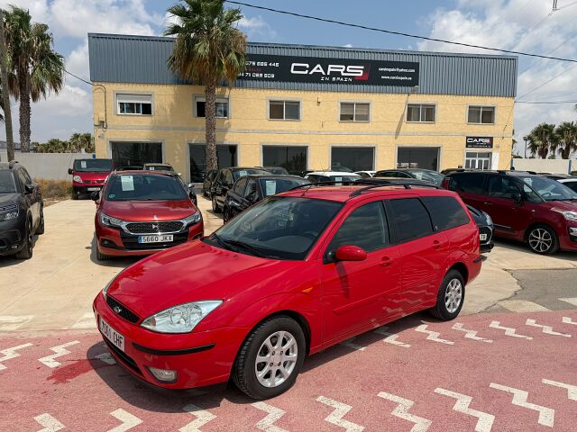 FORD FOCUS GHIA ESTATE 1.6 PETROL SPANISH LHD IN SPAIN 101000 MILES SUPERB 2003
